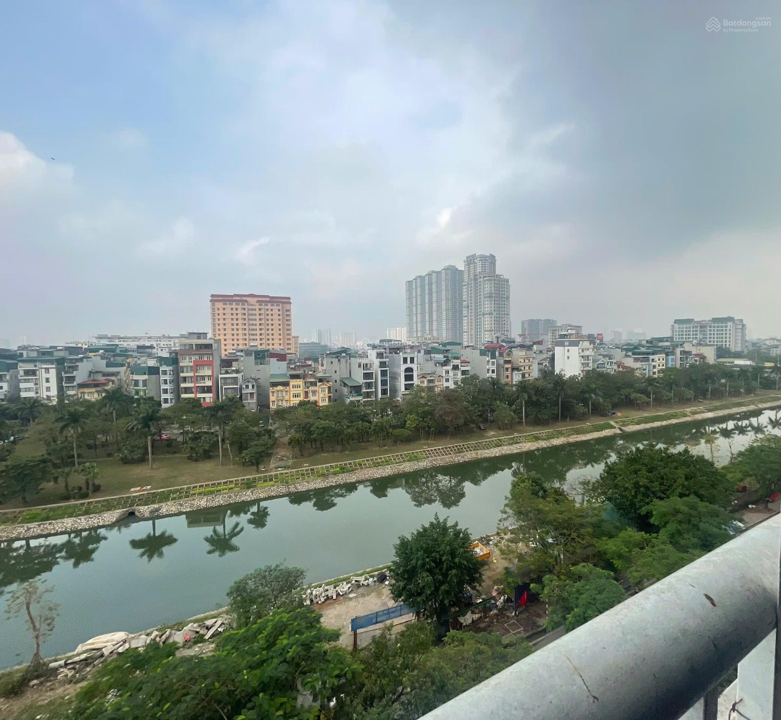 6,1 TỶ VIEW CV BỜ SÔNG, CHUNG CƯ LÔ GÓC 3 MẶT THOÁNG, 3 NGỦ, PHỐ BẰNG B. 6,1 TỶ VIEW CV BỜ SÔNG, CHUNG CƯ LÔ GÓC 3 MẶT THOÁNG, 3 NGỦ, PHỐ BẰNG B.