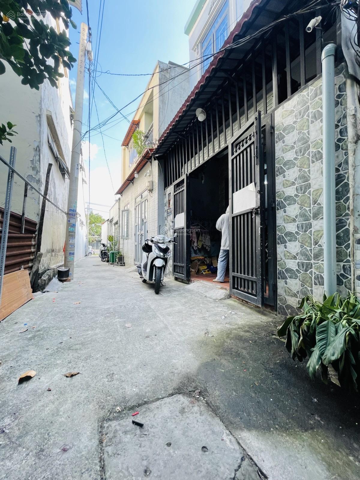 CẤN BÁN NHÀ 1 TRỆT 1 LẦU 2PN 2 WC HIỆP BÌNH CHÁNH, 57M2 GIÁ 5,6 TỶ CÒN BỚT. CẤN BÁN NHÀ 1 TRỆT 1 LẦU 2PN 2 WC HIỆP BÌNH CHÁNH, 57M2 GIÁ 5,6 TỶ CÒN BỚT.