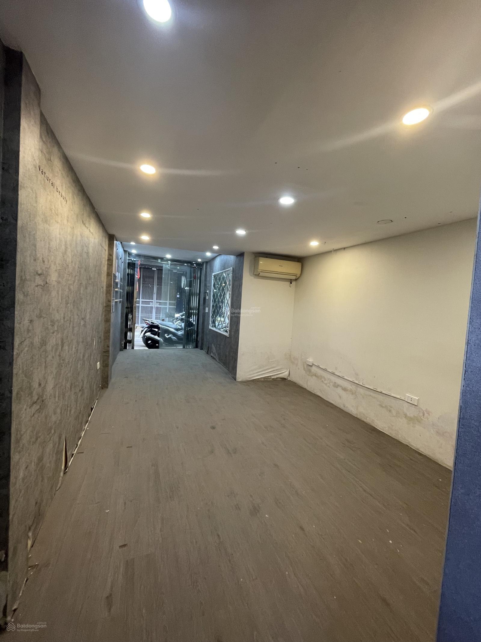 Phố vip Kim Mã - tập thể tầng 1 - kinh doanh đỉnh - 55m2 - dòng tiền cao