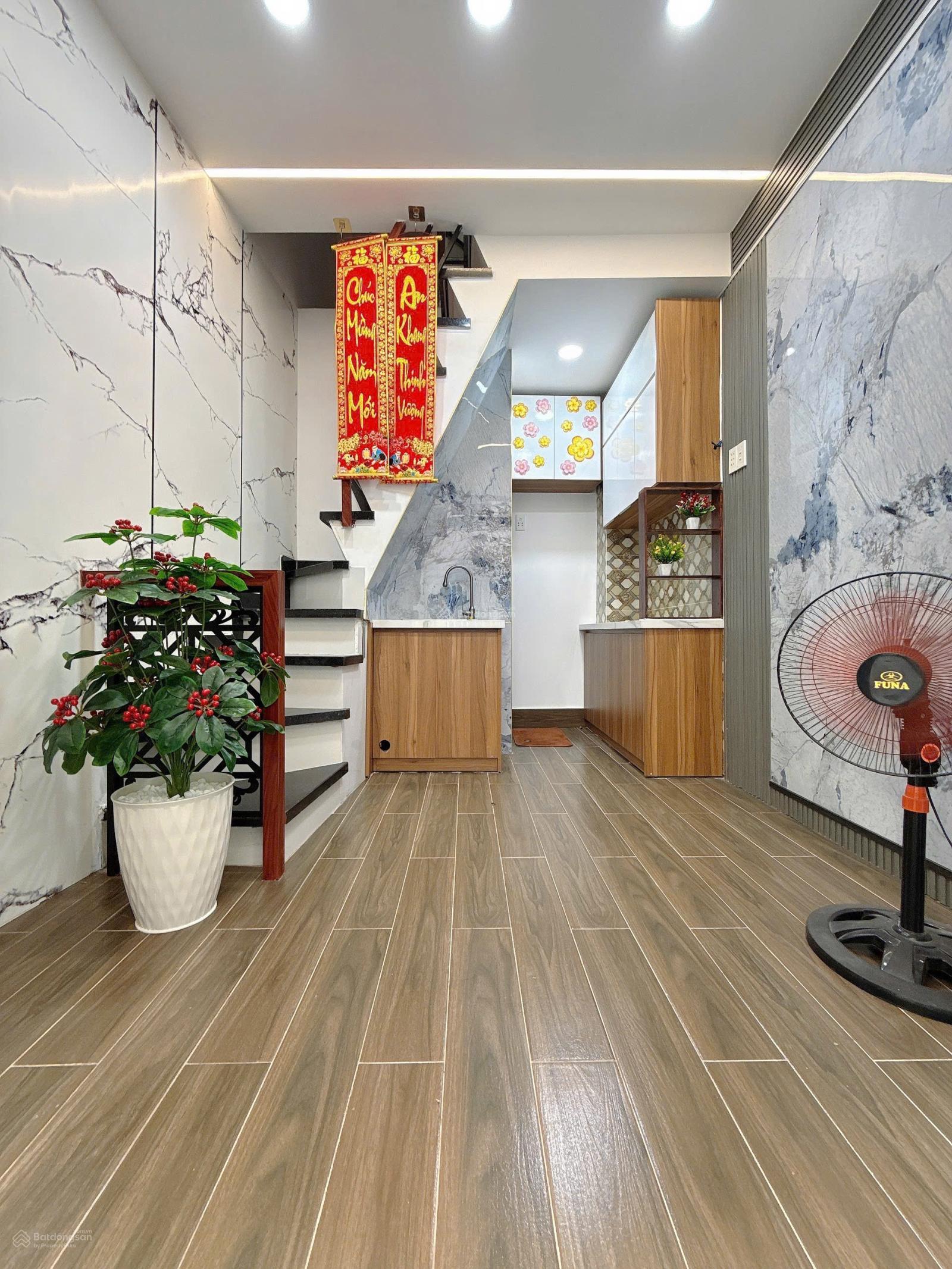 Nhà đẹp giá rẻ Tân Hoà Đông 3 tầng BTCT xách vali vào ở ngay chỉ 2.48 tỷ Nhà đẹp giá rẻ Tân Hoà Đông 3 tầng BTCT xách vali vào ở ngay chỉ 2.48 tỷ