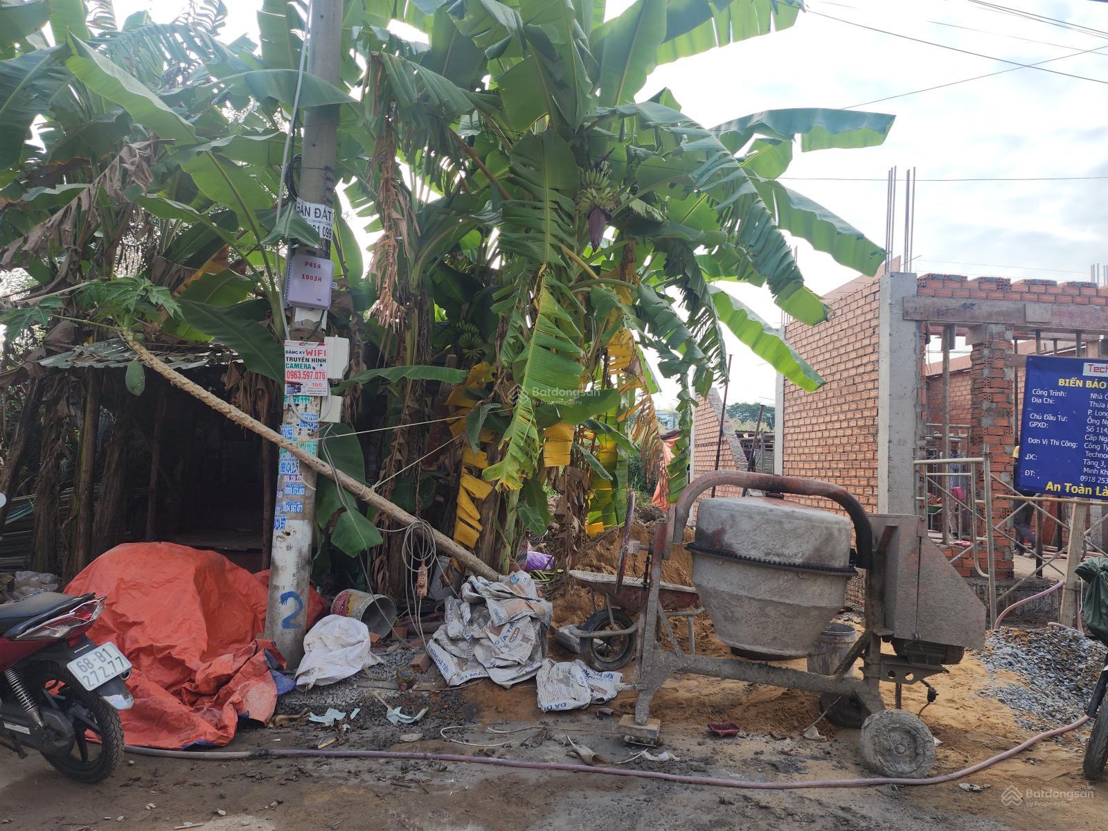 3.99 tỷ - 60.3m2, ngang 5.2m lớn. Liền kề Đông Tăng Long. Đường 6m ô tô tránh