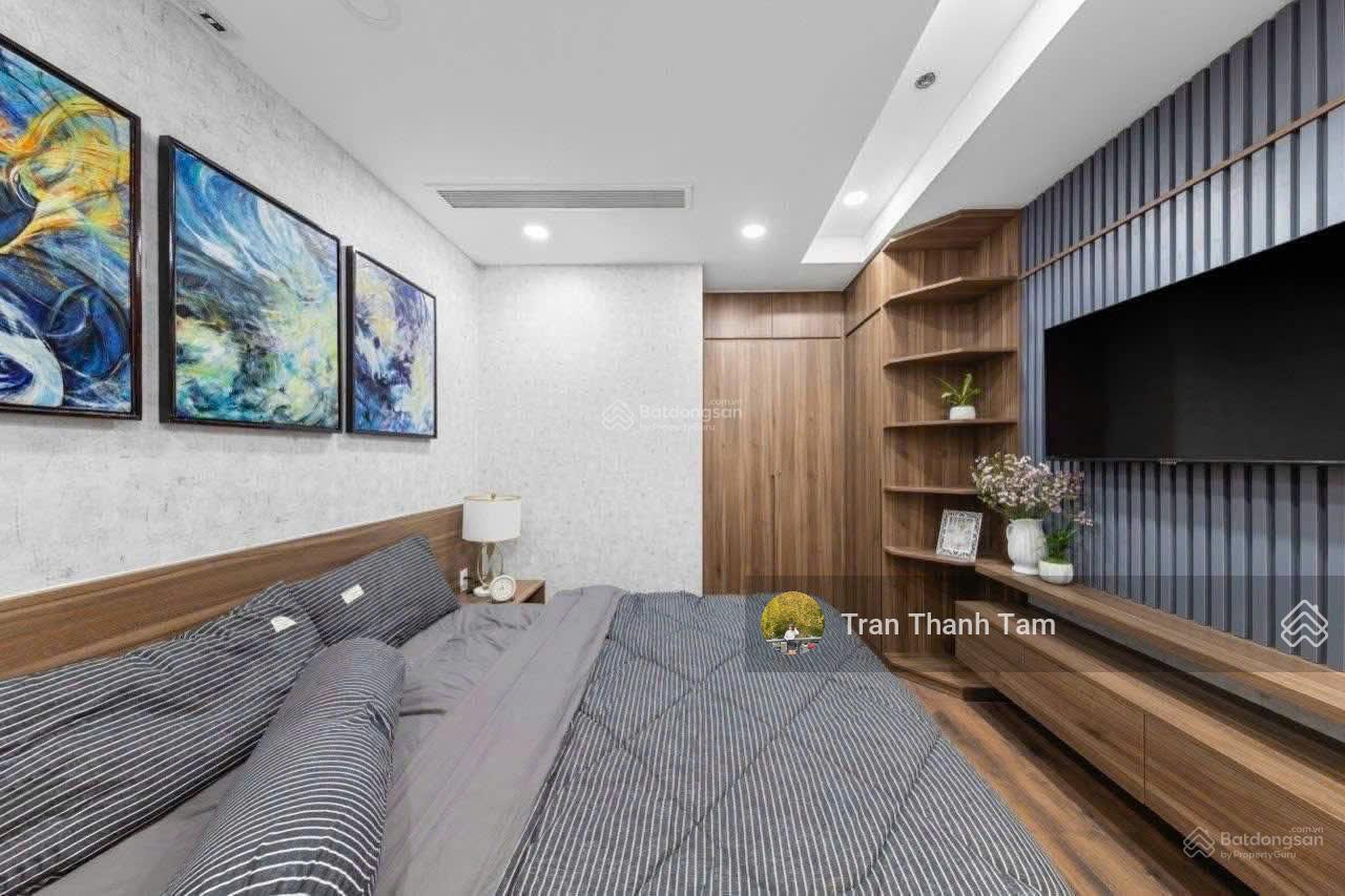 Cần bán căn hộ cao cấp Oriental Plaza - 685 Âu Cơ Tân Phú. DT 90m2 2pn 2wc giá 4ty85 lh 0932 349 ***