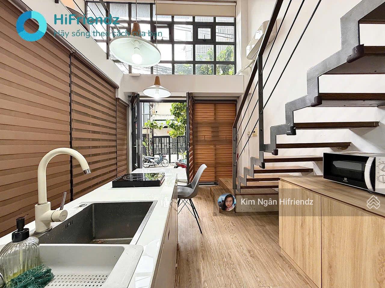 Siêu phẩm duplex diện tích siêu lớn - nội thất xịn xò - ngay khu phố ẩm thực Bùi Đình Tuý Siêu phẩm duplex diện tích siêu lớn - nội thất xịn xò - ngay khu phố ẩm thực Bùi Đình Tuý