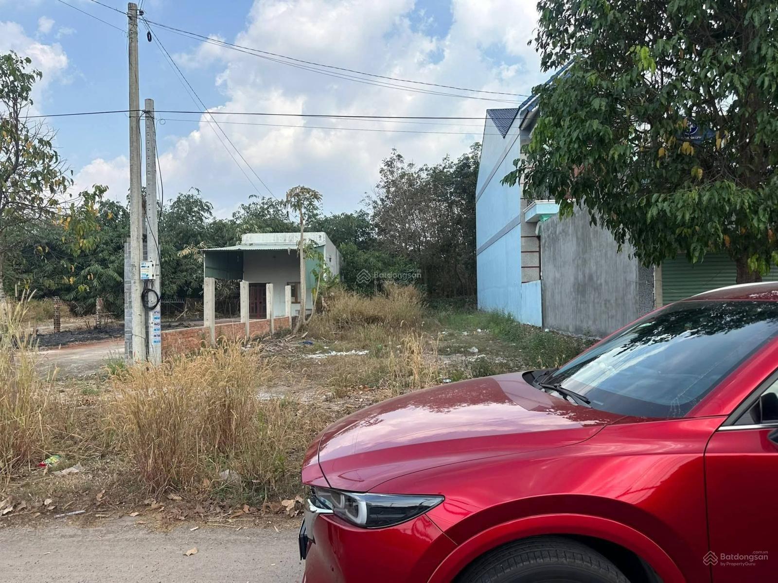 Siêu phẩm lô góc mặt tiền đường Nguyễn Văn Linh - tại phường Chơn Thành đất rộng 1800m2 sẵn thổ cư Siêu phẩm lô góc mặt tiền đường Nguyễn Văn Linh - tại phường Chơn Thành đất rộng 1800m2 sẵn thổ cư