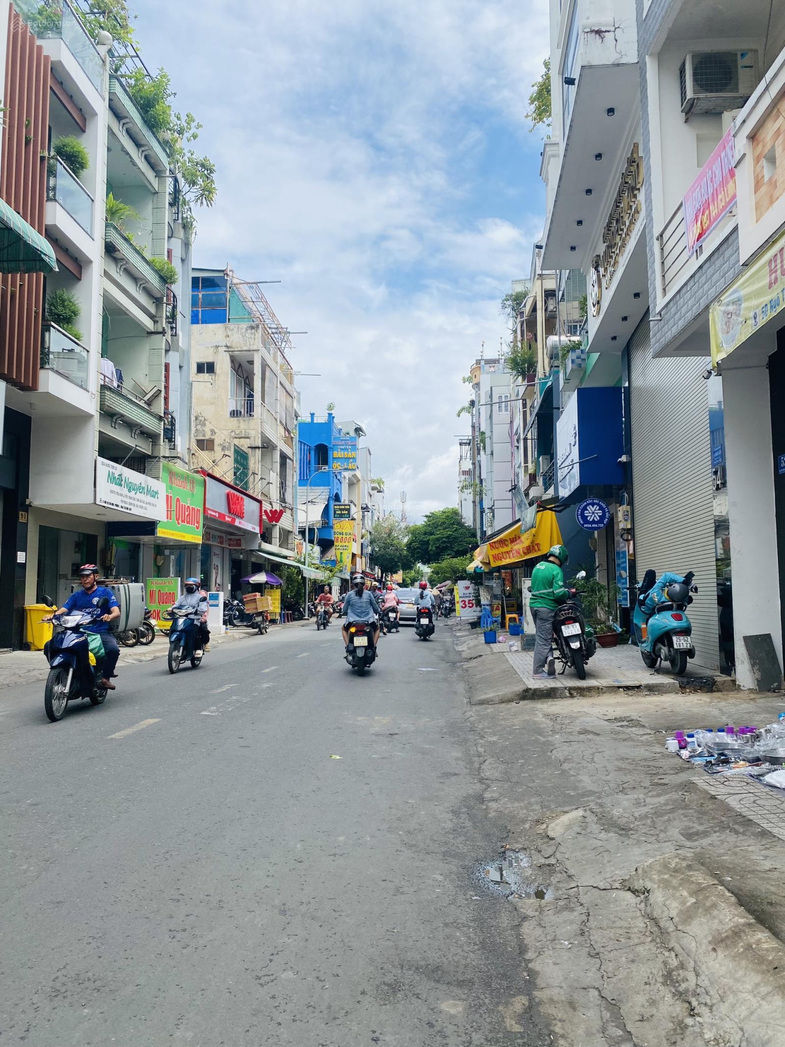 Hàng hiếm, mặt tiền khu Bàu Cát P.14 TB có lề, Tân Bình, 4x14m, 2 tầng giá tốt nhất khu vực 12.5 tỷ