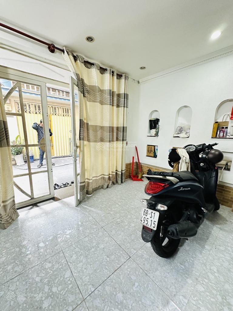 P17 B.THẠNH GIÁP Q.1 - GẦN ĐẠI HỌC KINH TẾ TÀI CHÍNH - ĐIỆN BIÊN PHỦ - 60M2(6.4x9.5) - 2 TẦNG