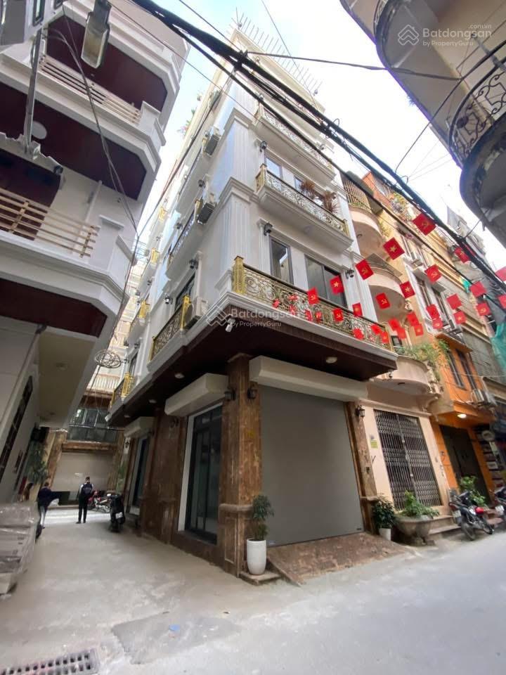 Chủ mót bán trước tết giảm 1 tỷ 7 tầng phân lô - gara ô tô 7c - full nội thất sẵn ở đón tết sướng