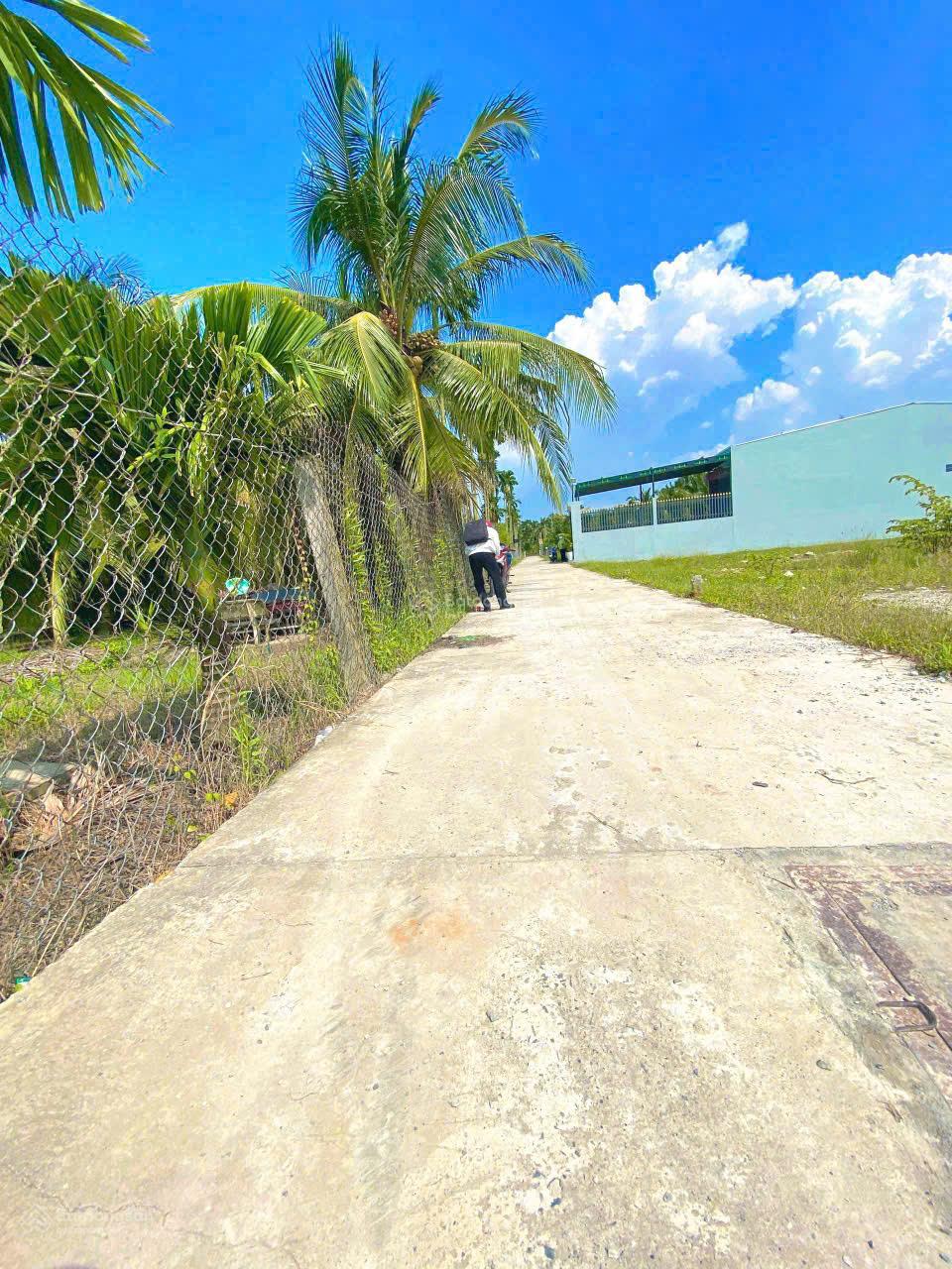 Cần bán 160m2 đất thổ cư phường Trung An, gần khu công nghiệp, đường ô tô 7 chỗ. XD tự do