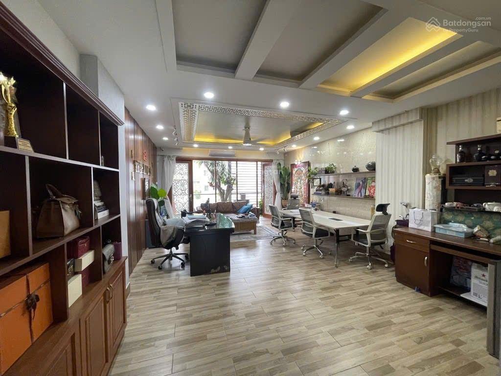 Bán biệt thự KDC Nam Long, Phú Thuận, Quận 7 giá 16,5 tỷ