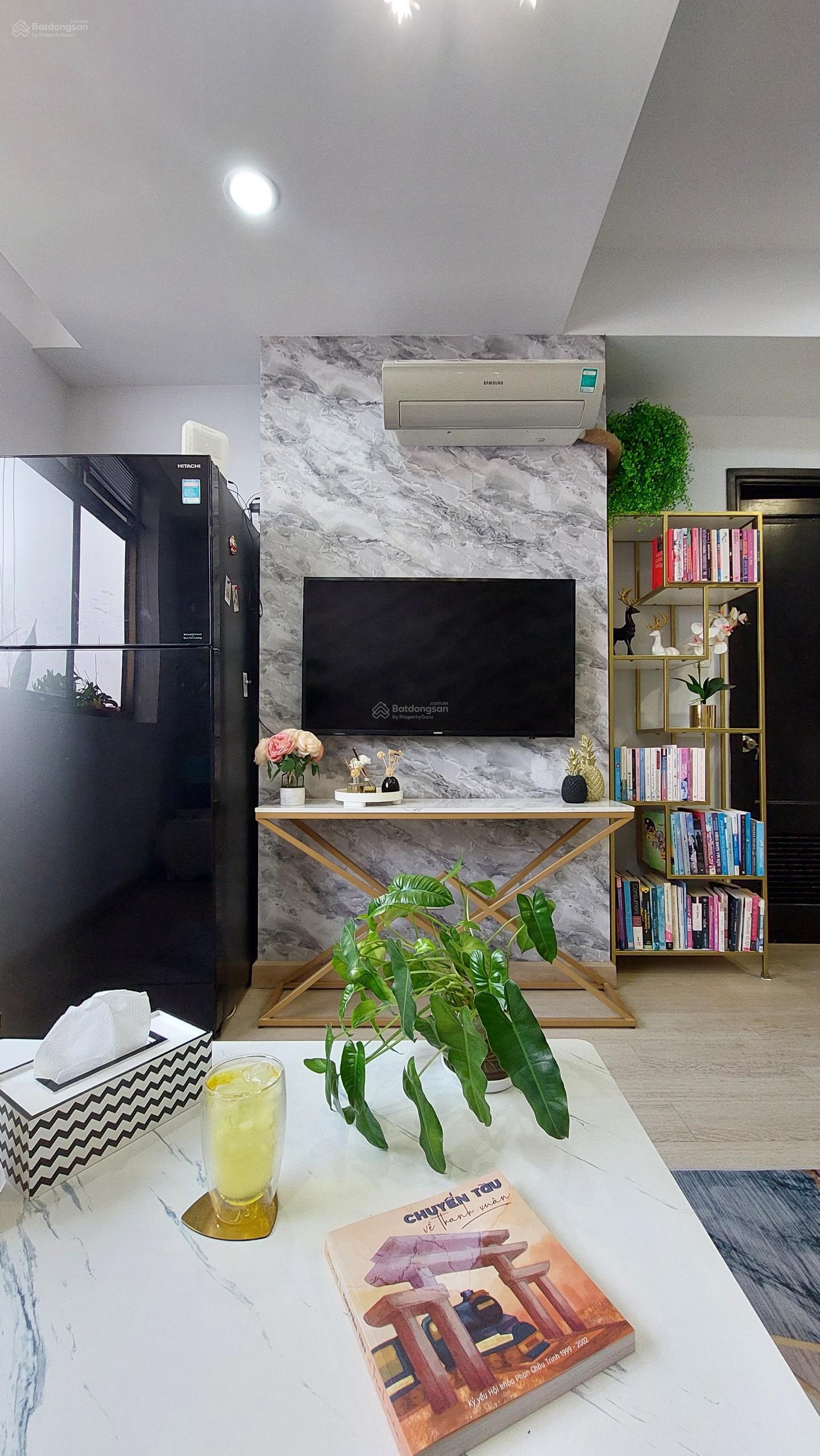 Bán căn hộ Screc Tower - 90m2/3PN giá 5.8 tỷ - sổ hồng - 0908 879 *** Tuấn