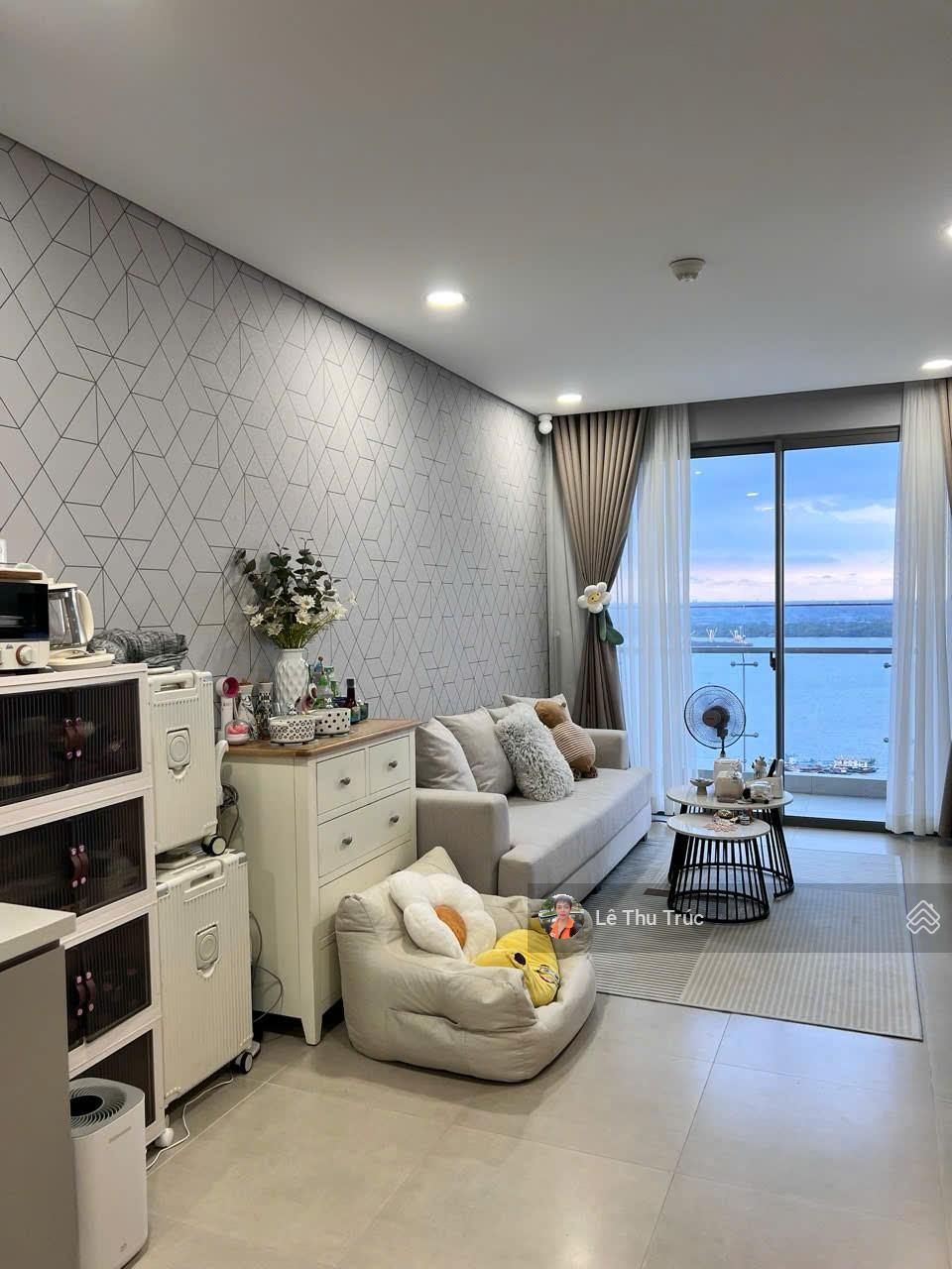 Chuyên bán căn hộ Sky89. DT 55m, 1 PN, nội thất đầy đủ, view sông, ở ngay, sổ hồng. Giá 4.4 tỷ