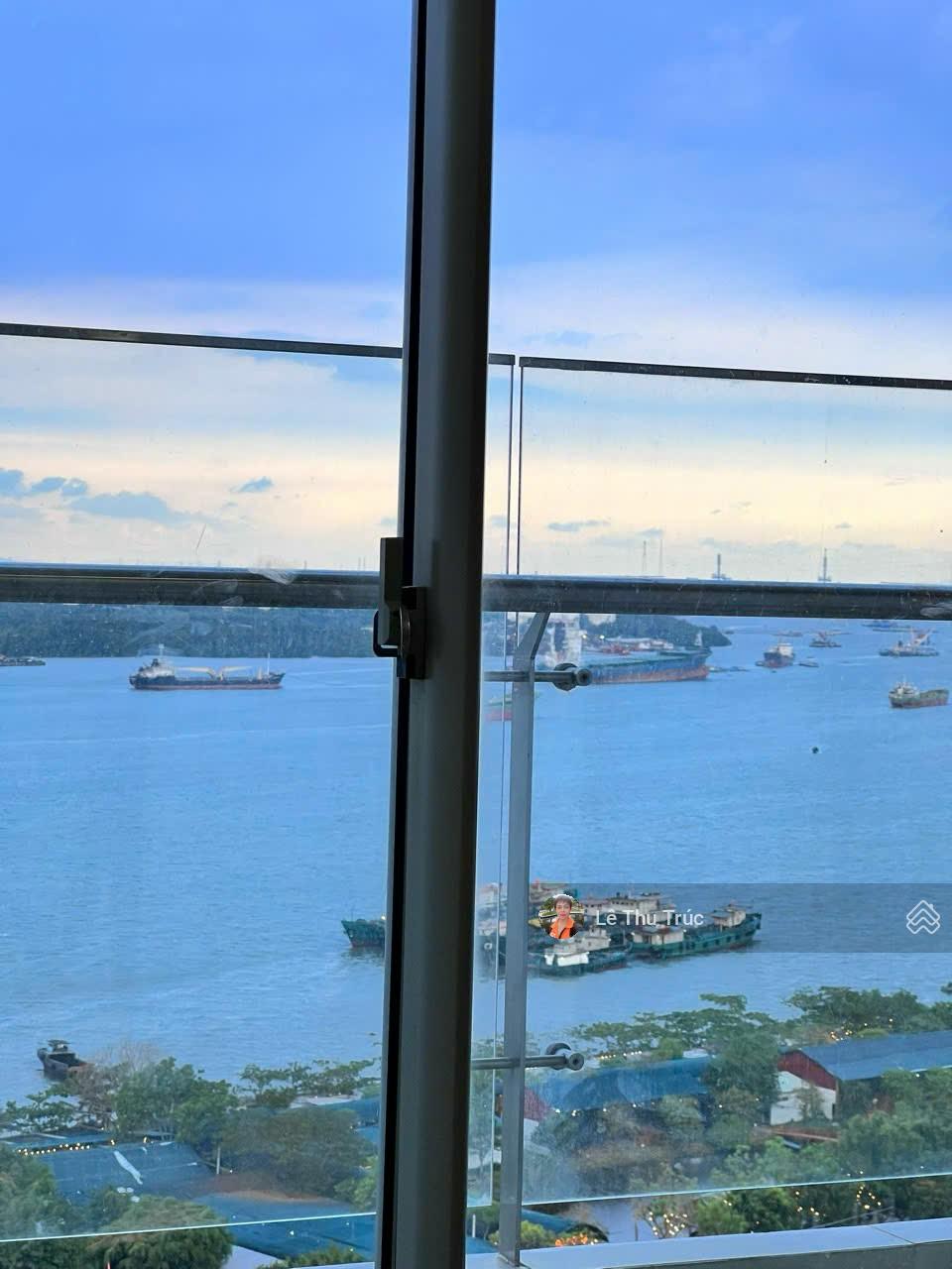 Chuyên bán căn hộ Sky89. DT 55m, 1 PN, nội thất đầy đủ, view sông, ở ngay, sổ hồng. Giá 4.4 tỷ