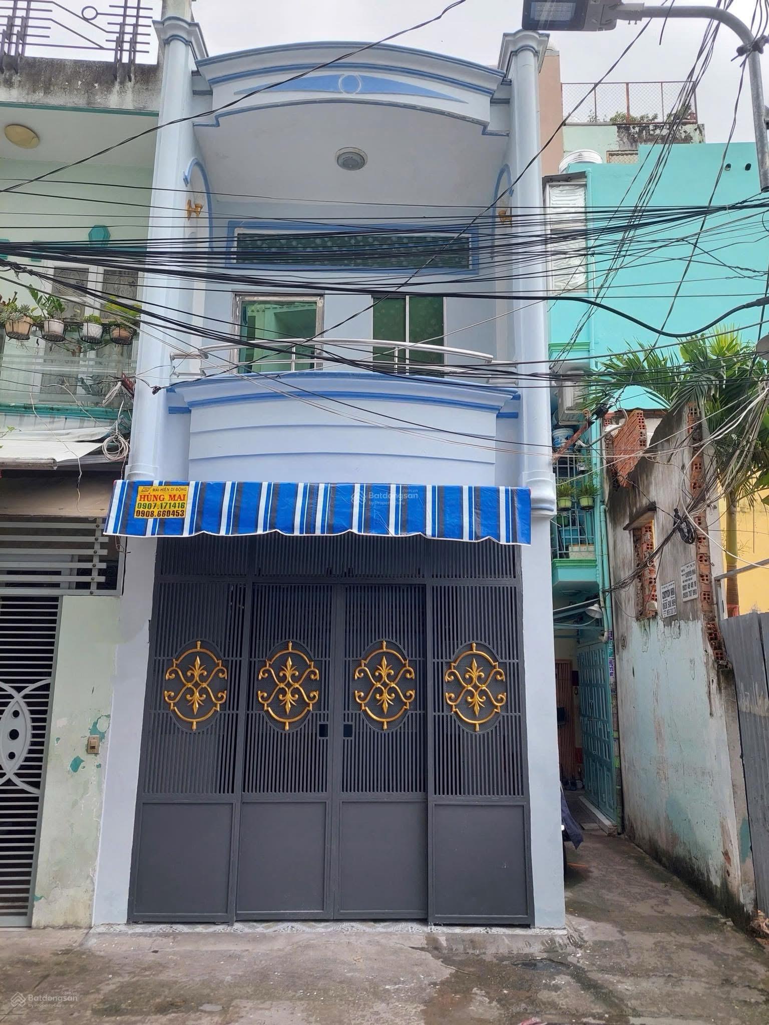 NHÀ ĐÚC THẬT GIÁ TỐT + HẺM TO - NGAY VÒNG XOAY ĐẦM SEN CHÍNH CHỦ BÁN GẤP