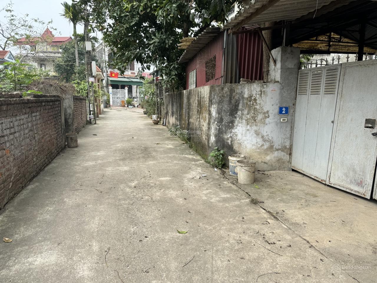 Bán nhà đường Xuân Khôi, Cự Khối, Long Biên, diện tích 260m2, oto vào đất, chia lô đầu tư, giá rẻ