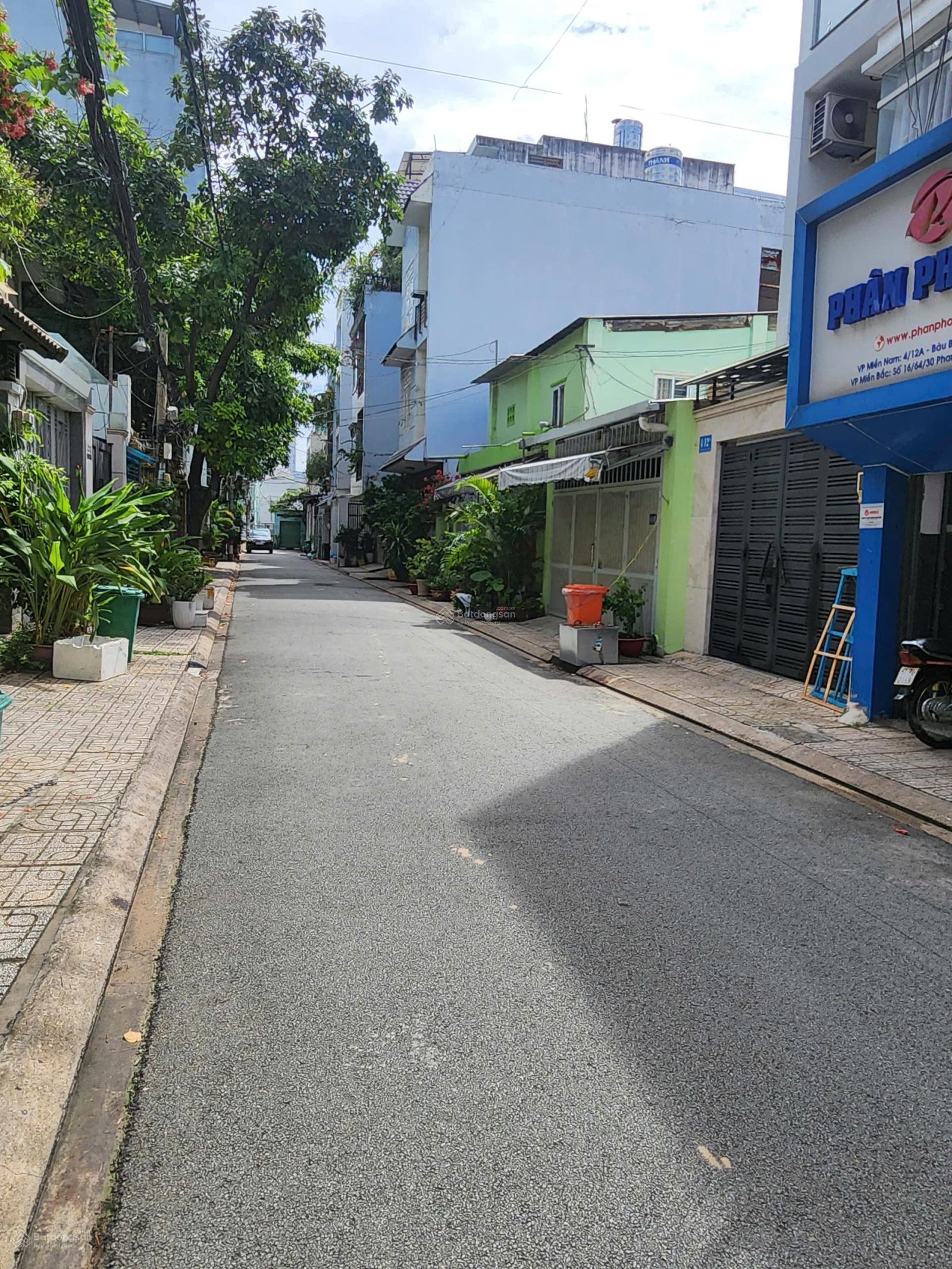 Hẻm ô tô Trường Chinh, Bàu Cát Tân Bình - 70m² (4.3 x 17) - Nhà cấp 4 tiện xây mới - Giá tốt 8.4 tỷ Hẻm ô tô Trường Chinh, Bàu Cát Tân Bình - 70m² (4.3 x 17) - Nhà cấp 4 tiện xây mới - Giá tốt 8.4 tỷ