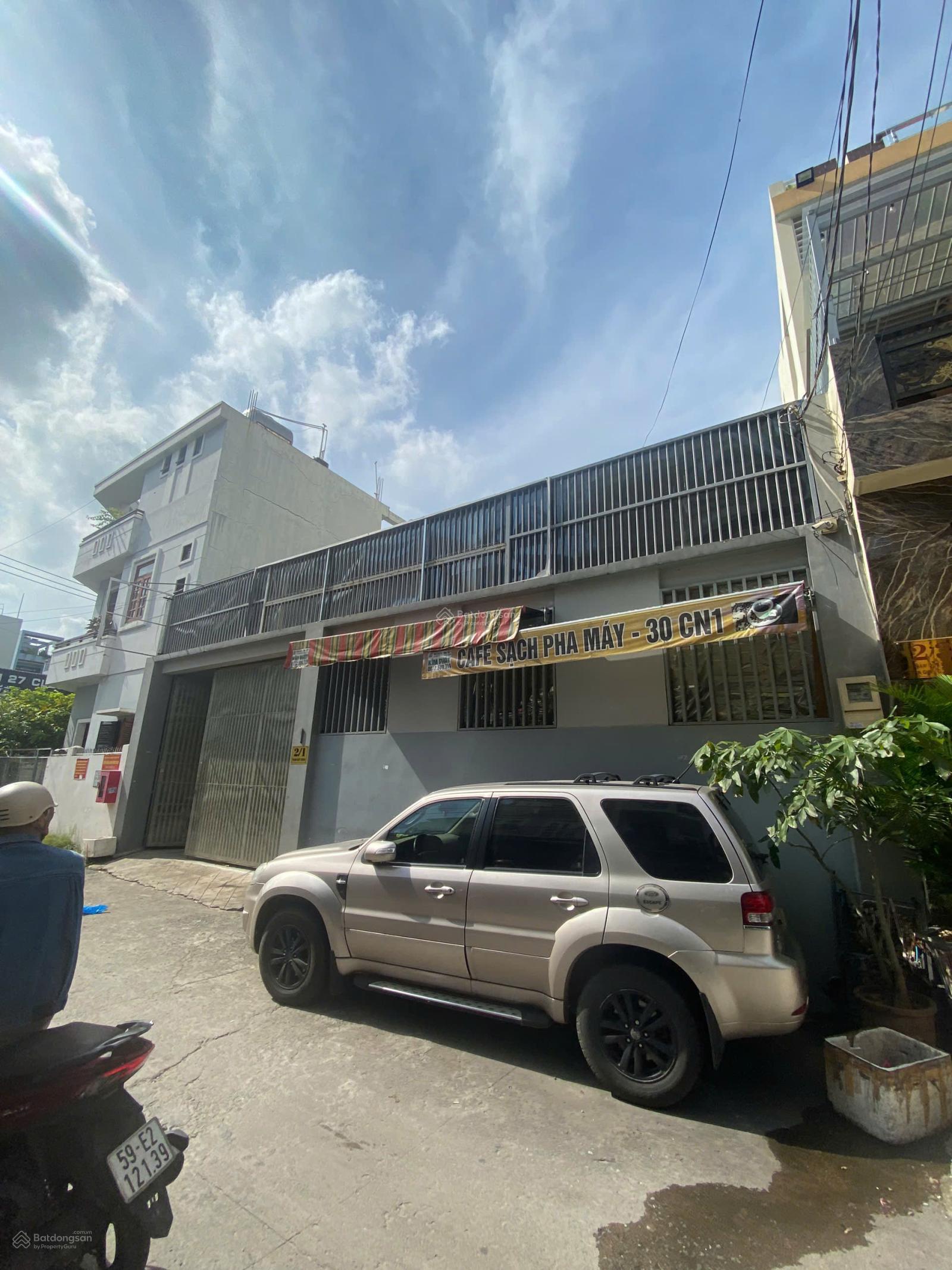 Hẻm ô tô Trường Chinh, Bàu Cát Tân Bình - 70m² (4.3 x 17) - Nhà cấp 4 tiện xây mới - Giá tốt 8.4 tỷ Hẻm ô tô Trường Chinh, Bàu Cát Tân Bình - 70m² (4.3 x 17) - Nhà cấp 4 tiện xây mới - Giá tốt 8.4 tỷ