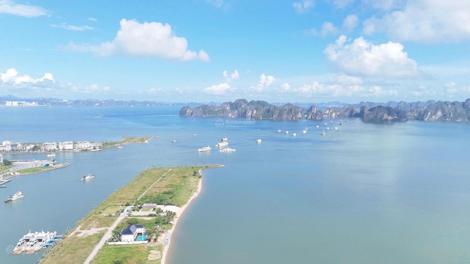 Bán ô biệt thự dãy D đẹp nhất Tuần Châu, DT 500m2 giáp Vin Hạ Long Xanh mà giá bằng 1/4 Bán ô biệt thự dãy D đẹp nhất Tuần Châu, DT 500m2 giáp Vin Hạ Long Xanh mà giá bằng 1/4