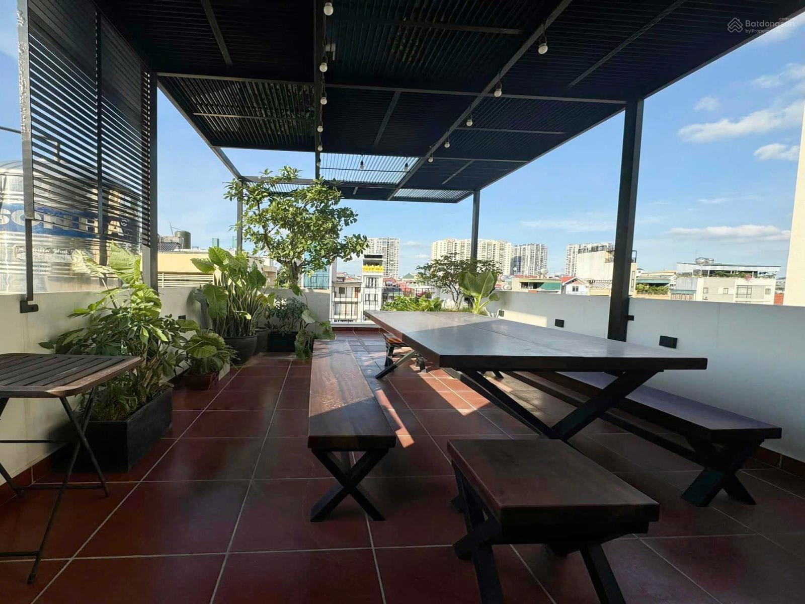 Chính Chủ Bán Nhà Hồng Tiến, Long Biên - 7 Tầng 95m2 - Thang Máy, 3 Mặt Thoáng - Nhỉnh 30 Tỷ