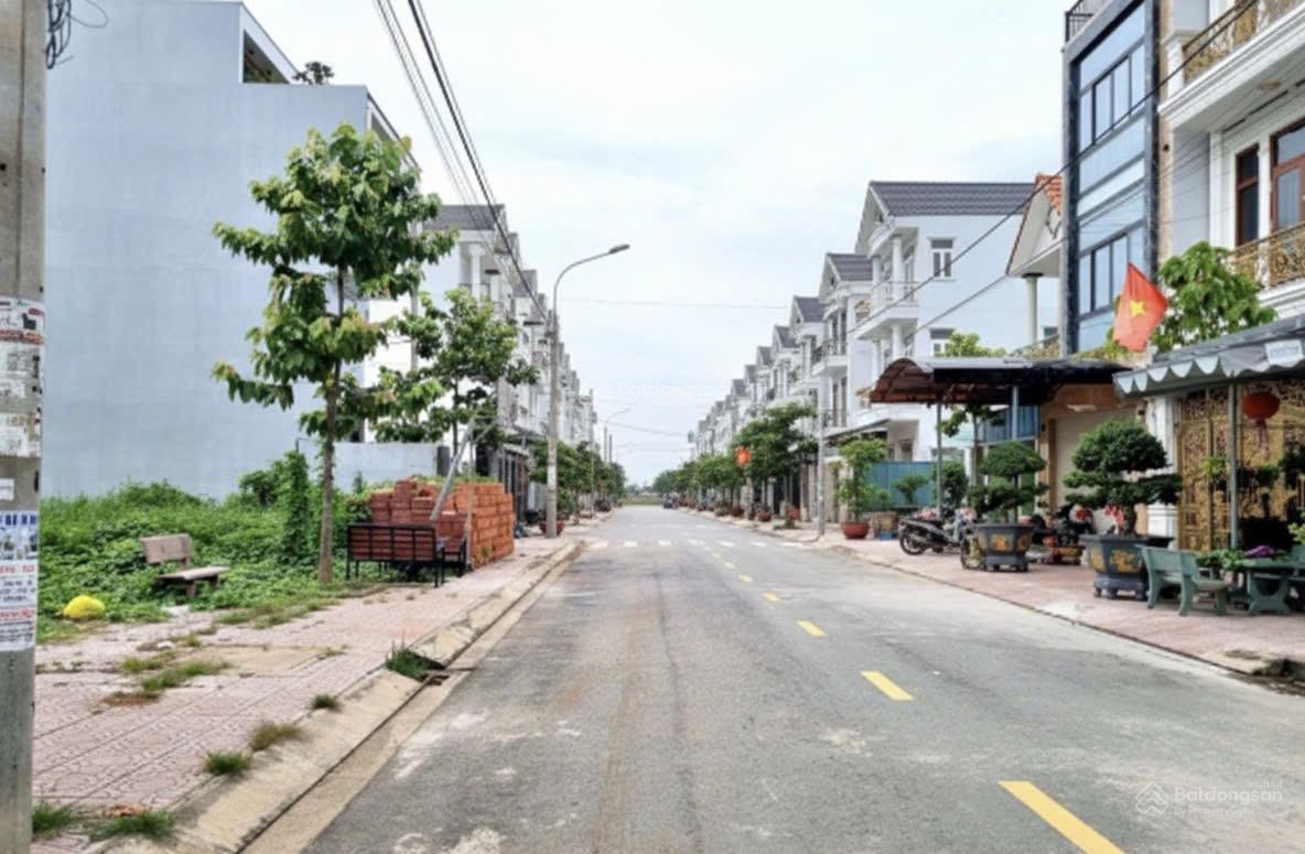 Tôi có lô đất cần bán ở đường Trung Lập, xã Trung Lập Thượng, Củ Chi, TPHCM giá 1 tỷ 200 Tôi có lô đất cần bán ở đường Trung Lập, xã Trung Lập Thượng, Củ Chi, TPHCM giá 1 tỷ 200