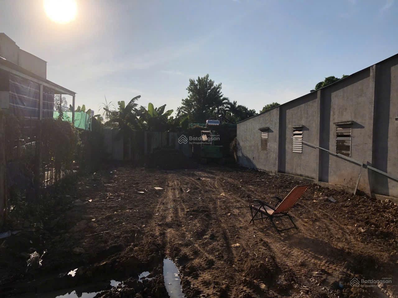 Đất chính chủ gủi cần bán gấp thuộc xã xuân thới sơn huyện hóc môn dt: 10 x 24m giá bán: 5ty600tr