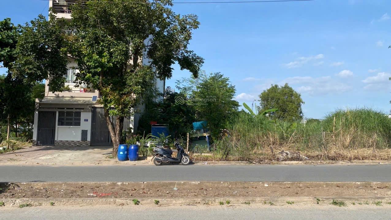 Hot! Hàng hiếm tại Đường Nguyễn Văn Cừ, 3,6 tỷ, 140m2