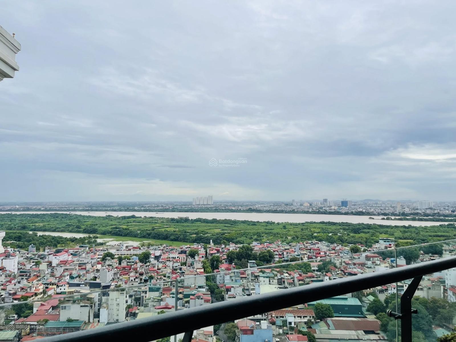 Penthouse Aqua Hàng Bún 480m2 106 tỷ view sông Hồng nội thất xịn