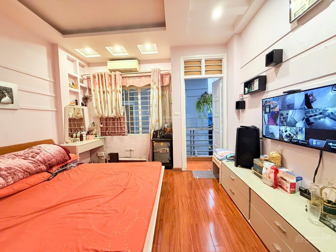 CHÍNH CHỦ BÁN NHÀ NGÕ 301 TRƯỜNG CHINH - ĐỐNG ĐA - 55M - 5 TẦNG - MT 4.5M - GIÁ 13.9 TỶ - PHỐ 10M