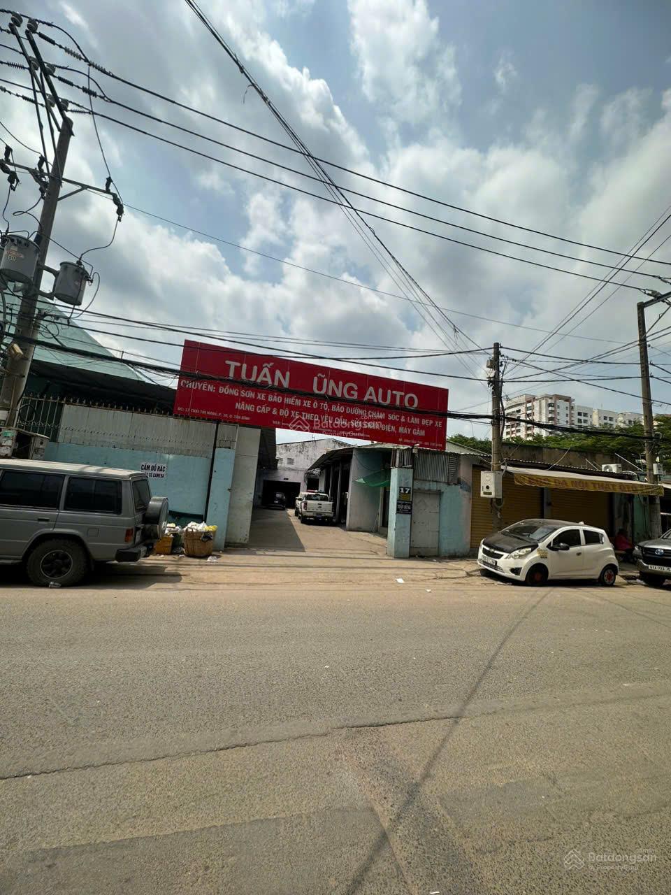 Bán nhà MT Thái Thị Nhạn P.10 Q.TB, DT 21.5x54.5m Nở hậu, CN 1188.8m2 Giá 140 tỷ