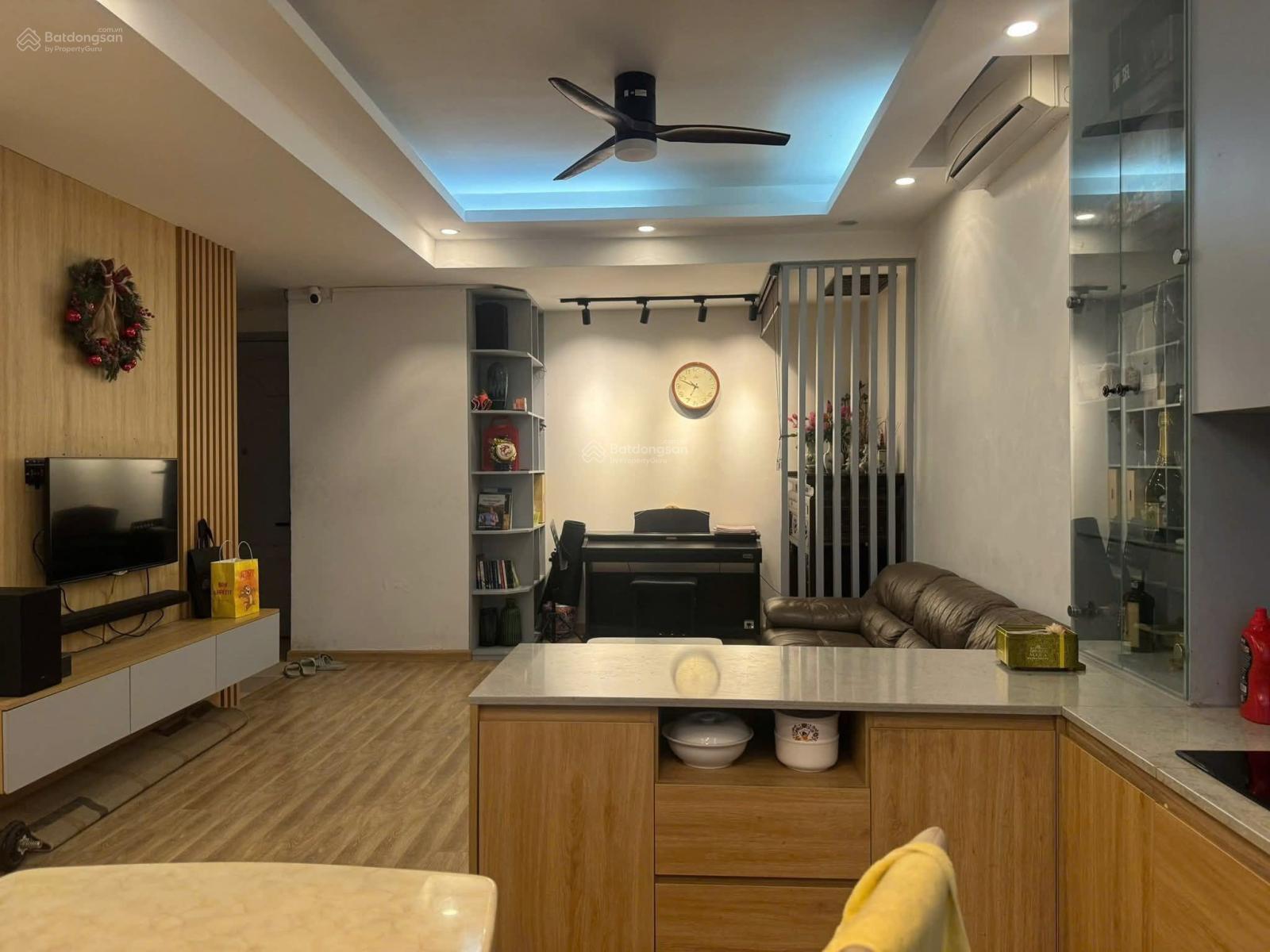 Cần bán gấp căn hộ 3 ngủ,Tòa Kinh Đô 93 Lò Đúc, Hai Bà Trưng. 116m2, vị trí trung tâm, giá 13.8 tỷ. Cần bán gấp căn hộ 3 ngủ,Tòa Kinh Đô 93 Lò Đúc, Hai Bà Trưng. 116m2, vị trí trung tâm, giá 13.8 tỷ.