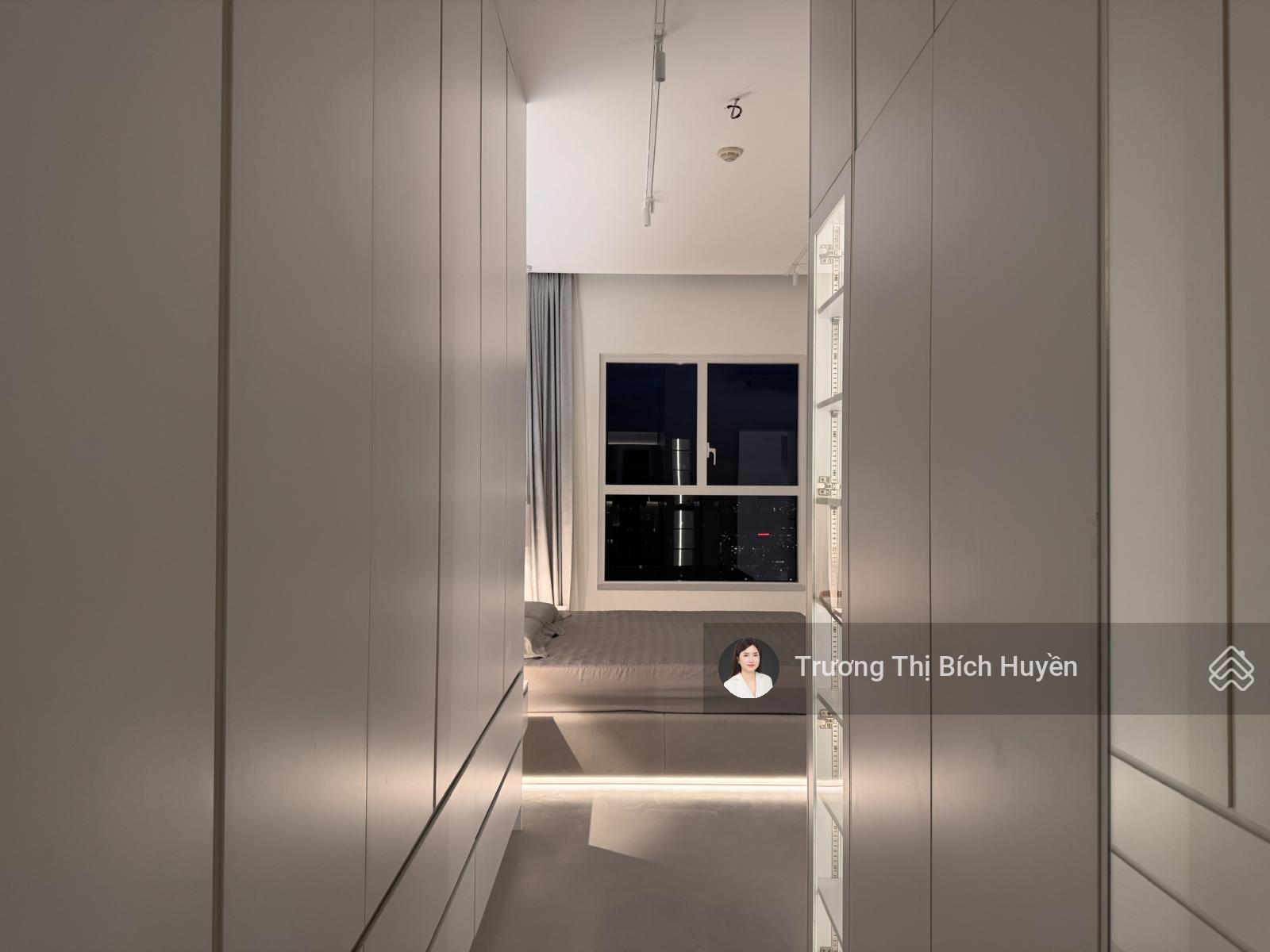 CHÍNH CHỦ GỬI BÁN CĂN 2PN SUNRISE CITY VIEW A-xx.11 FULL NỘI THẤT GIÁ TỐT