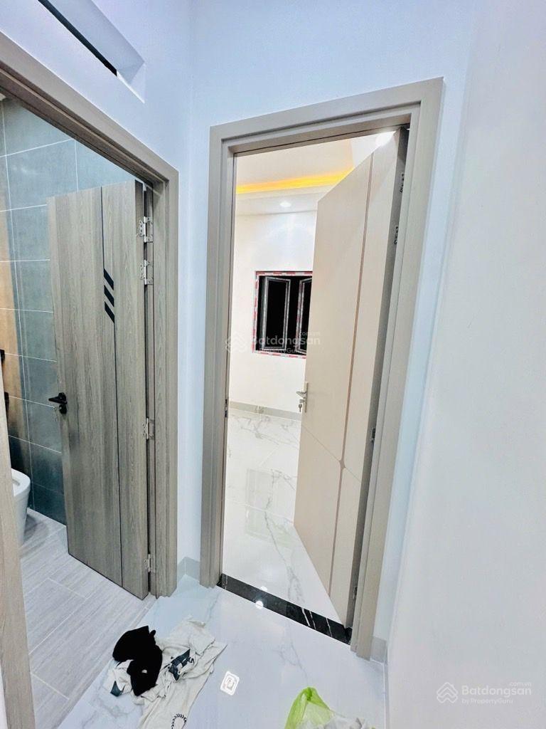 Bán nhà 3 tầng Lê văn Linh, trung tâm quận 4, hơn 5 tỷ