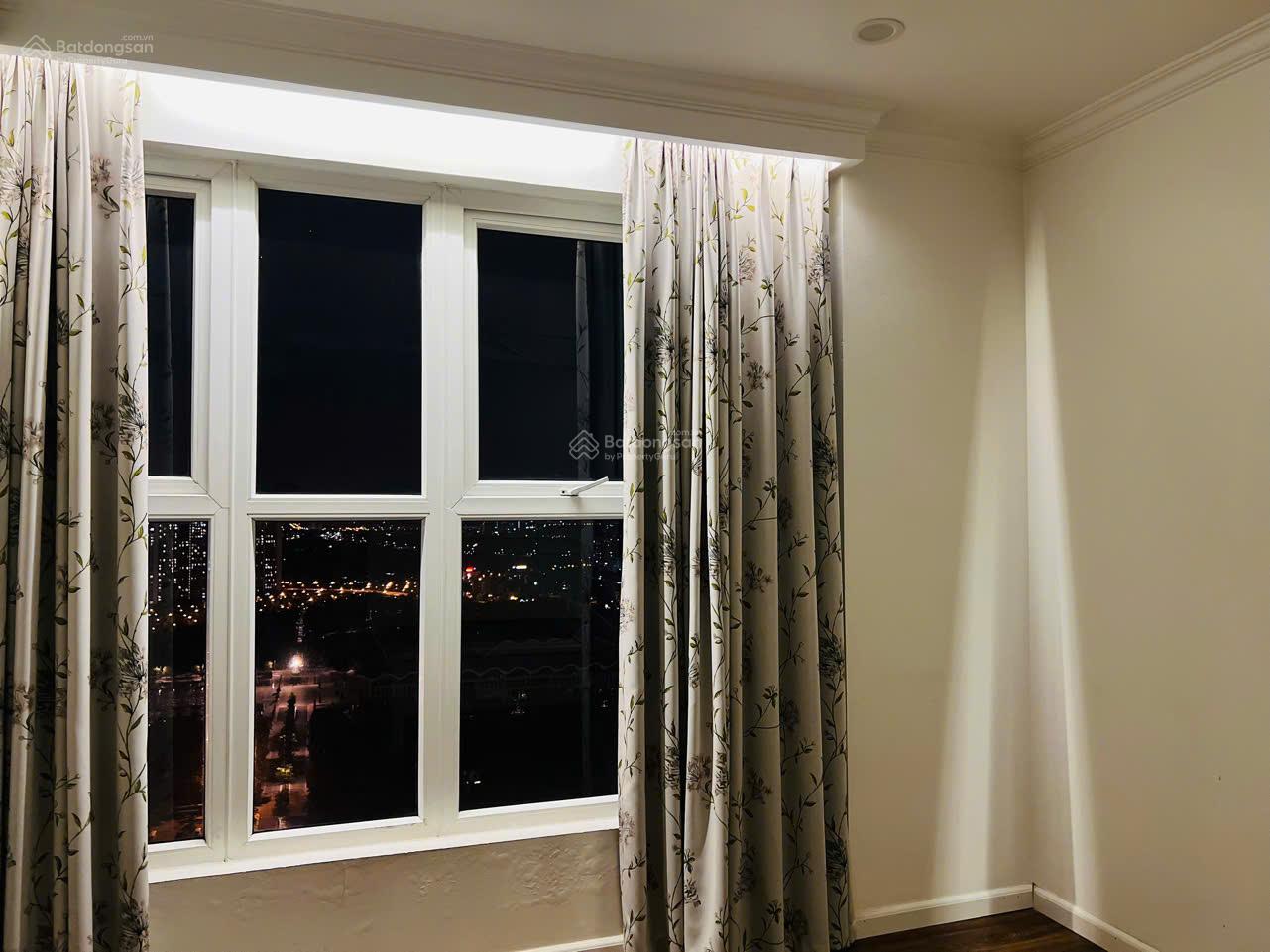 Chính chủ cần bán căn hộ toà CT4 Vimeco , Trung Hoà 145m2 3 ngủ, 3 vệ sinh giá chỉ từ 115 triệu/m2 Chính chủ cần bán căn hộ toà CT4 Vimeco , Trung Hoà 145m2 3 ngủ, 3 vệ sinh giá chỉ từ 115 triệu/m2