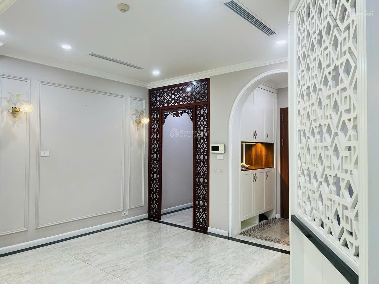 Chính chủ cần bán căn hộ toà CT4 Vimeco , Trung Hoà 145m2 3 ngủ, 3 vệ sinh giá chỉ từ 115 triệu/m2 Chính chủ cần bán căn hộ toà CT4 Vimeco , Trung Hoà 145m2 3 ngủ, 3 vệ sinh giá chỉ từ 115 triệu/m2