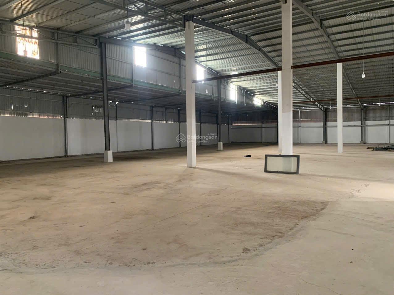 Cho thuê kho xưởng 2.600m2 , lê minh xuân , Bình Chánh , giá thuê : 85tr/tháng