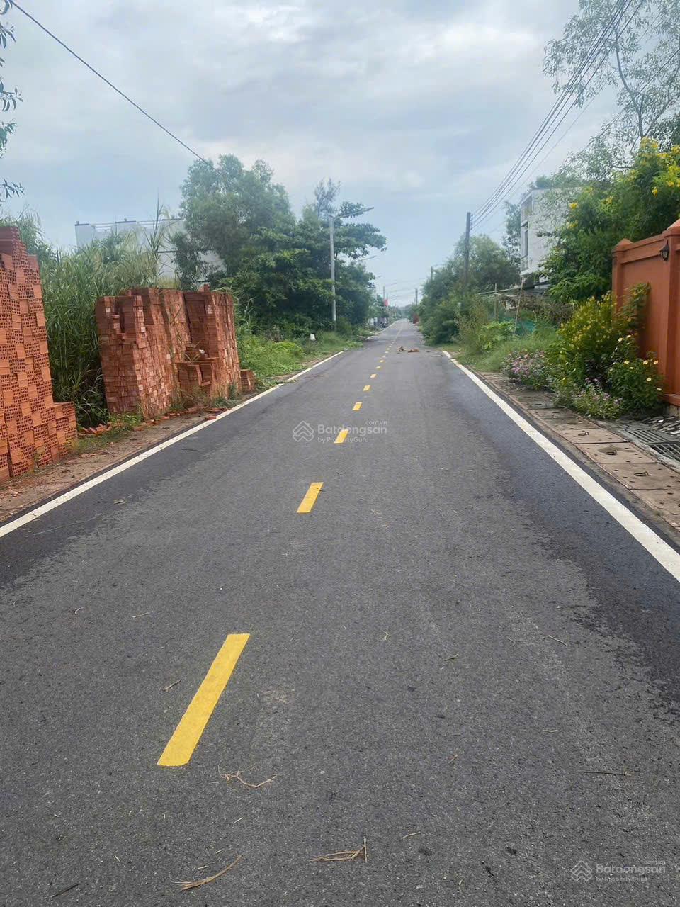 Bán gấp nền đất ngay biển Lộc An giá chỉ 980 triệu Bán gấp nền đất ngay biển Lộc An giá chỉ 980 triệu