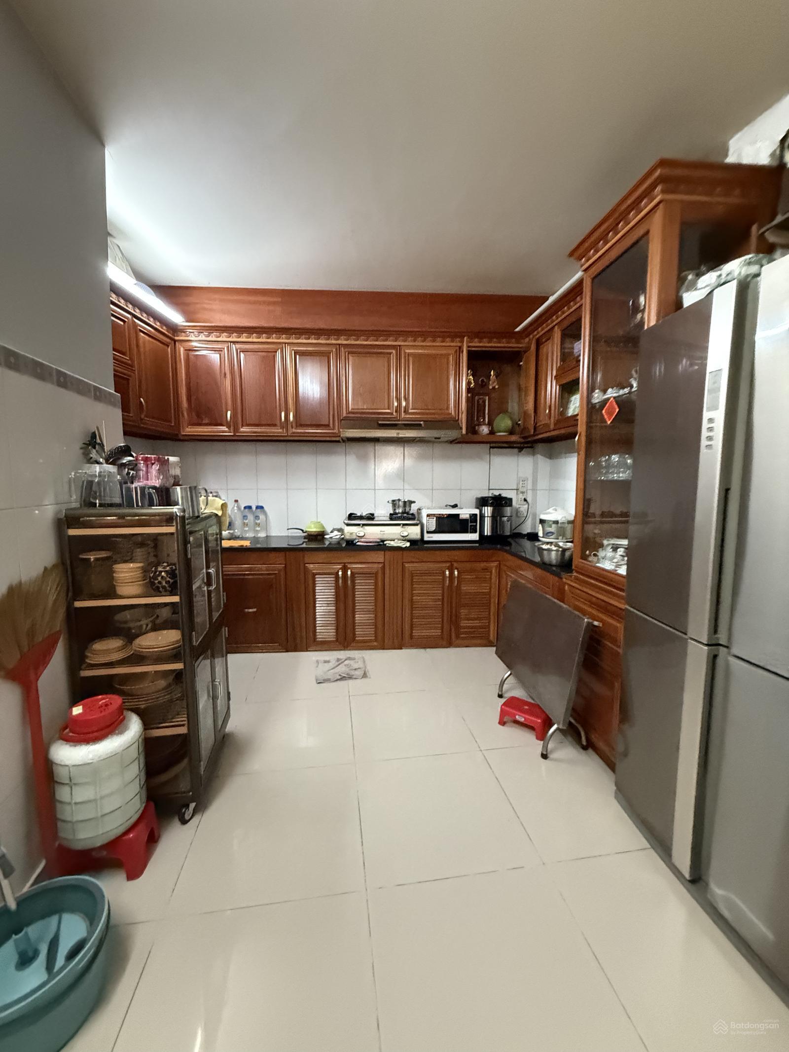 Bán nhà Lý Thường Kiệt HXH gần Đại Học Bách Khoa 3PN nhỉnh 6 tỷ!