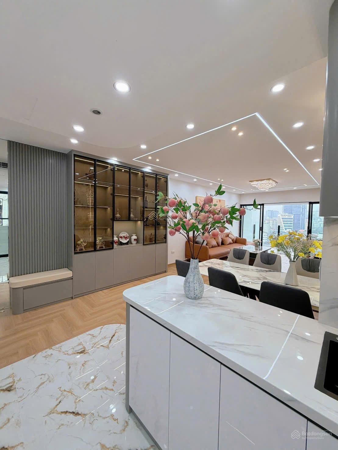 Ảnh thật- Giá thật. Gia đình e bán căn hộ 100m ( 2n2w) tại Chelsea Park- Trung kính, Cầu Giấy