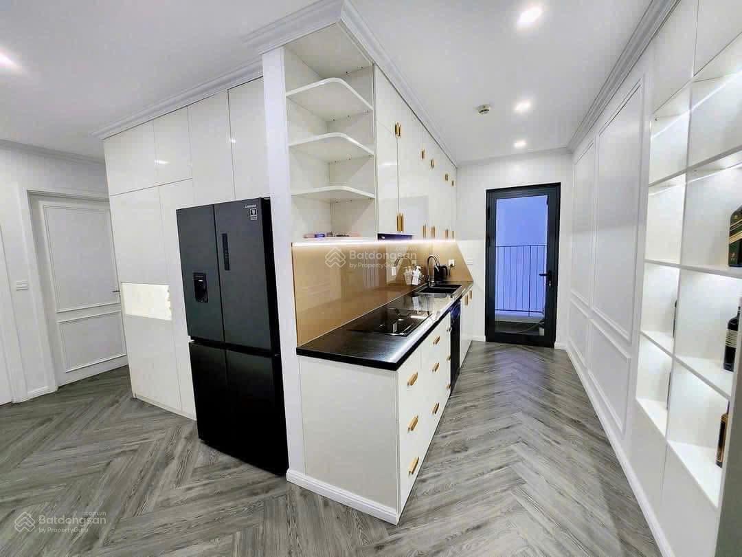 Chỉ 8.2 tỷ! Bán gấp căn Góc 3 ngủ 2WC tại Golden West, full đồ đẹp, DT: 107m2, hỗ trợ vay bank 70%