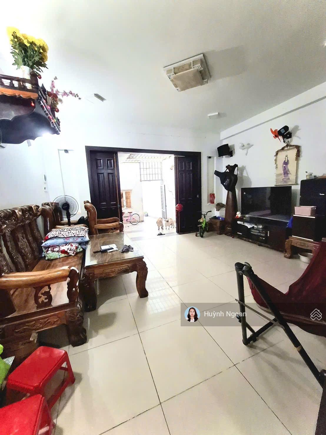 Bán nhà hàng hiếm mặt tiền Đào Tông Nguyên Nhà Bè DT 115m2 tiện ở kinh doanh cho thuê VP cty Bán nhà hàng hiếm mặt tiền Đào Tông Nguyên Nhà Bè DT 115m2 tiện ở kinh doanh cho thuê VP cty