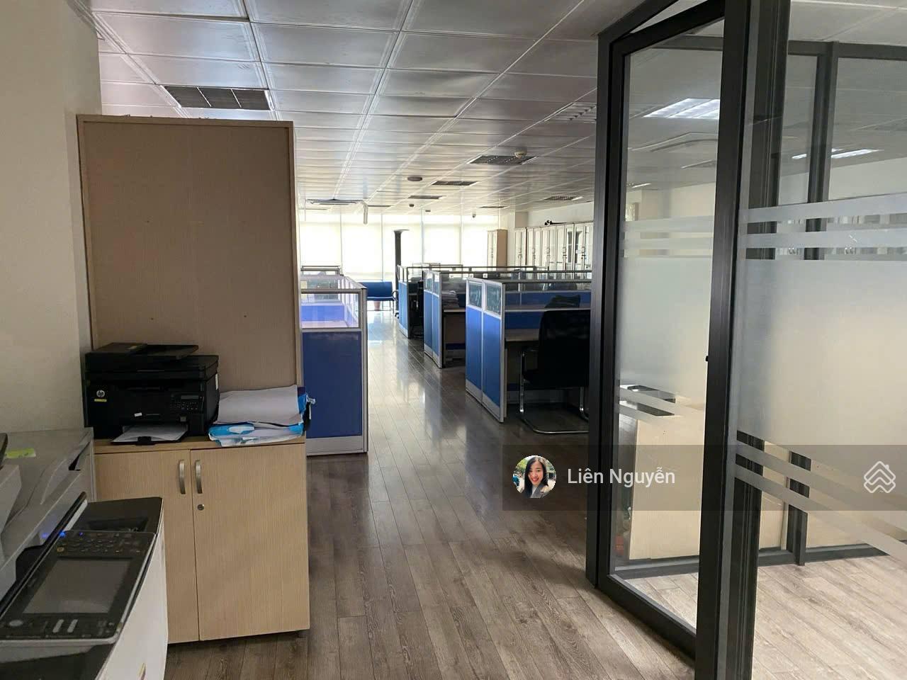 Bán tòa văn phòng mặt phố Đại La, 215m2, 8 tầng 1 hầm thang máy, mặt tiền 8.5m, 190 tỷ