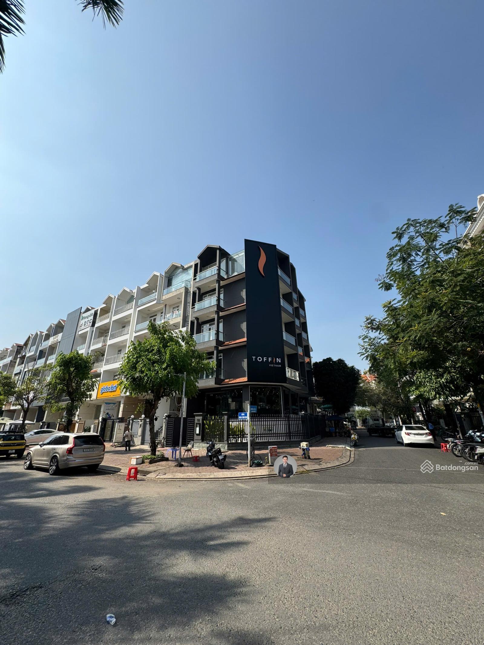 Siêu phẩm góc 2 mặt tiền Hoàng Trọng Mậu, Quận 7 - DT: 10x20m - Hầm 5 tầng TM - HĐT: 93trđ - 66 tỷ