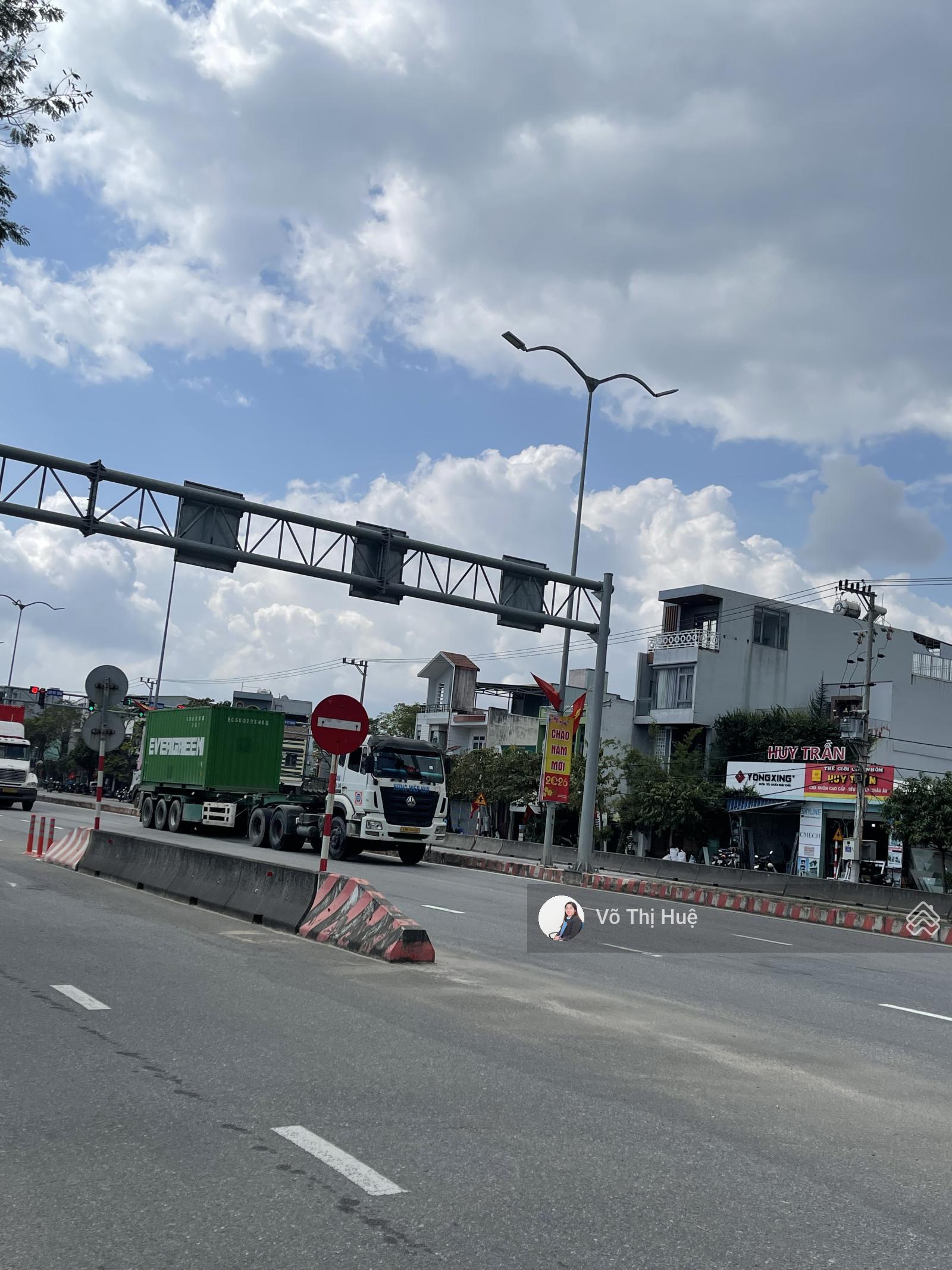 MT Ngô Quyền mà giá chỉ 71 tr/m2 sổ đẹp KD tốt MT Ngô Quyền mà giá chỉ 71 tr/m2 sổ đẹp KD tốt