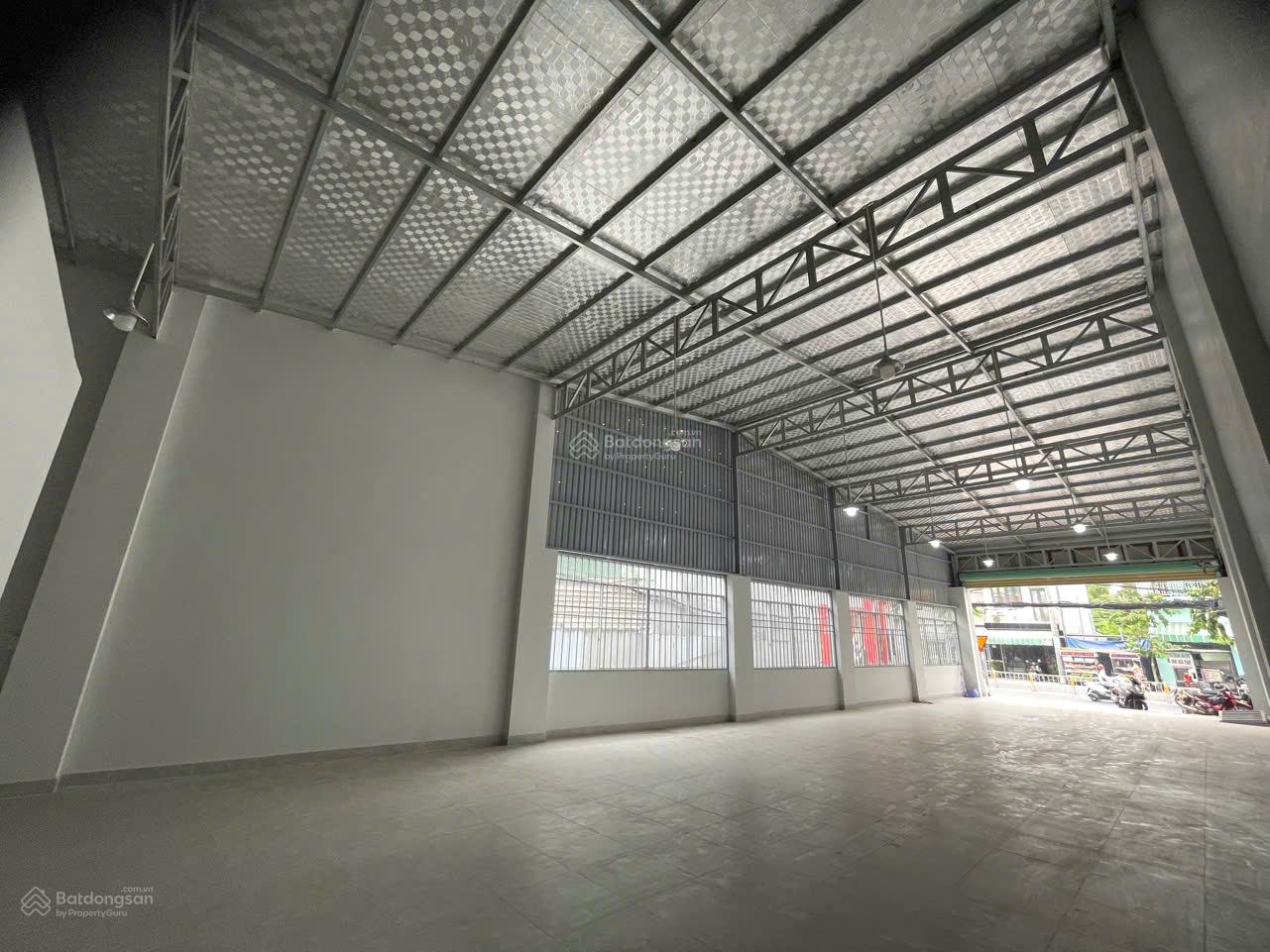 Cho thuê nhà MT 7.5m đ. Lê Văn Lương,DT 7.5x28m. Chỉ 21 triệu, ngay cầu Long Kiểng.LH 0931 929 ***