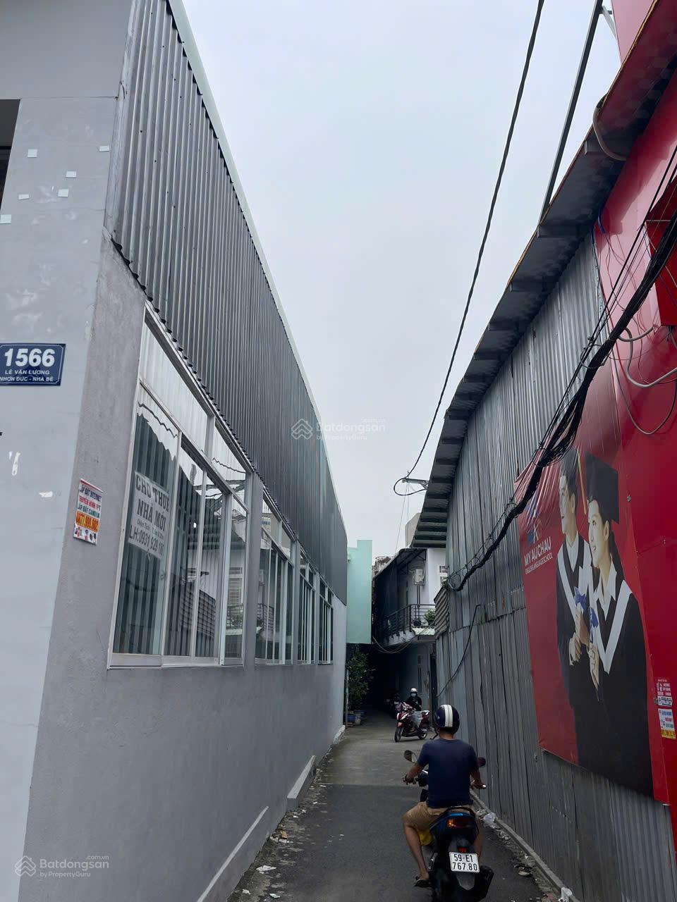 Cho thuê nhà MT 7.5m đ. Lê Văn Lương,DT 7.5x28m. Chỉ 21 triệu, ngay cầu Long Kiểng.LH 0931 929 ***