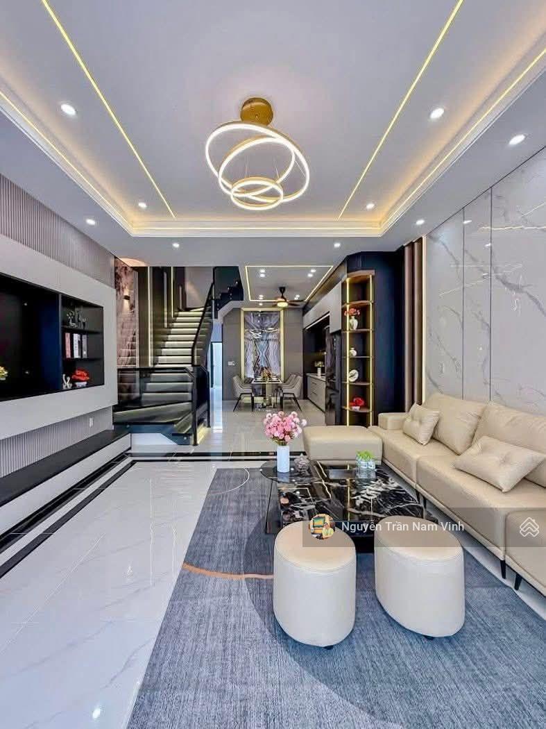 Bán nhà Quận 7 Lâm Văn Bền hẻm xe hơi ngang 5m dài 12m nở hậu nhà 4 tầng 4 phòng ngủ chỉ 8ty6