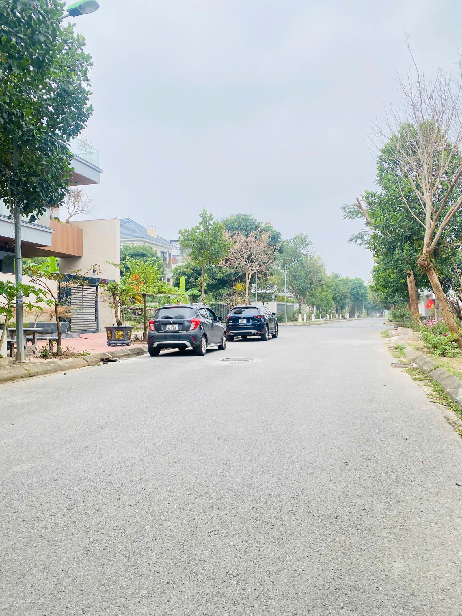 Bán lô đất siêu đẹp Khu Nam đầm vạc, Vĩnh yên. góc 2 mặt tiền.