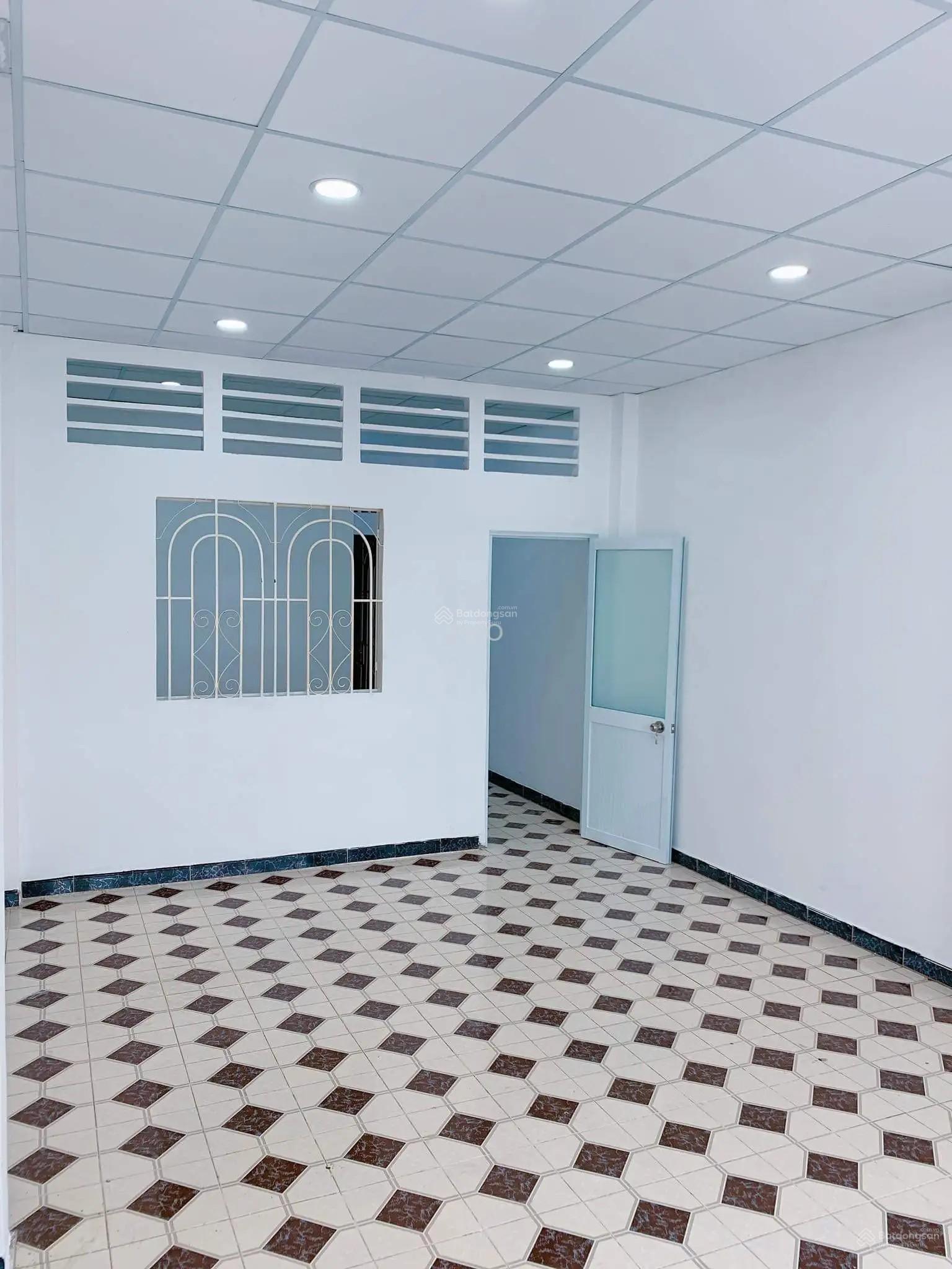 Còn sót lại 1 căn, HXH nhựa 6m, Huỳnh Văn Bánh, 4,2x17m, 65m2, cấp 4 tiện xây lại, chỉ 15,2 tỷ TL