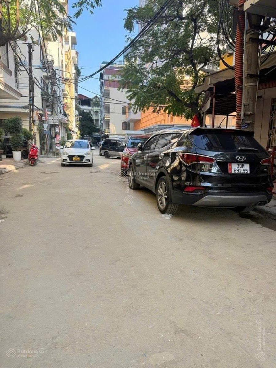 Chỉ 8,7 tỷ có ngay nhà 4 tầng cho vợ chồng trẻ, sát trường tiểu học Hoàng Hoa Thám