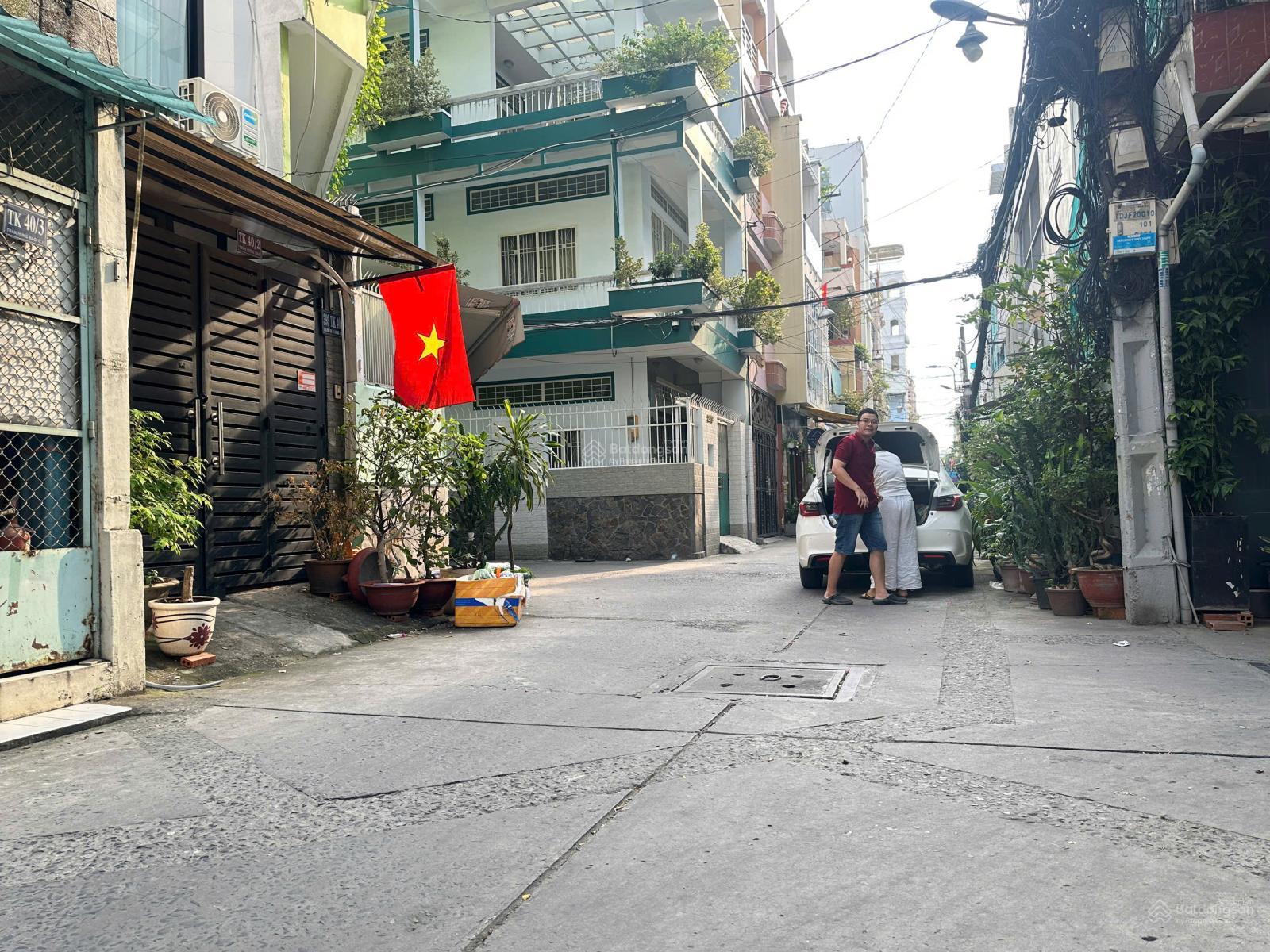 Siêu hiếm, HXH 6m ngay mặt tiền Trần Hưng Đạo, Q1. (7 x 6m) vuông vức 4 tầng - HĐT 25tr - Chỉ 13 tỷ