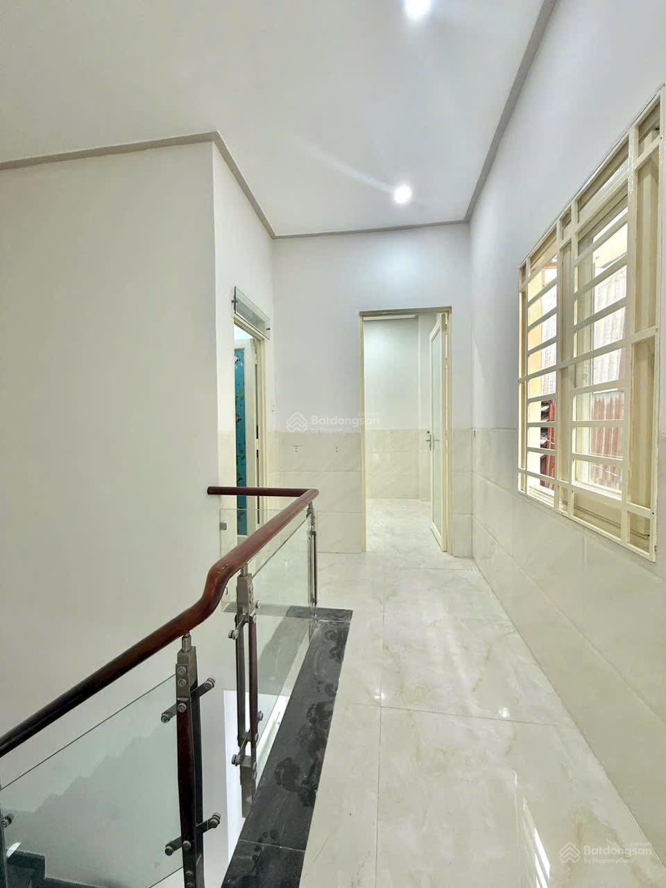 CHÍNH CHỦ BÁN NHÀ HẺM 1/ VĂN CAO [4m x 11m] TRỆT - 1 LẦU - 2PN - 2WC